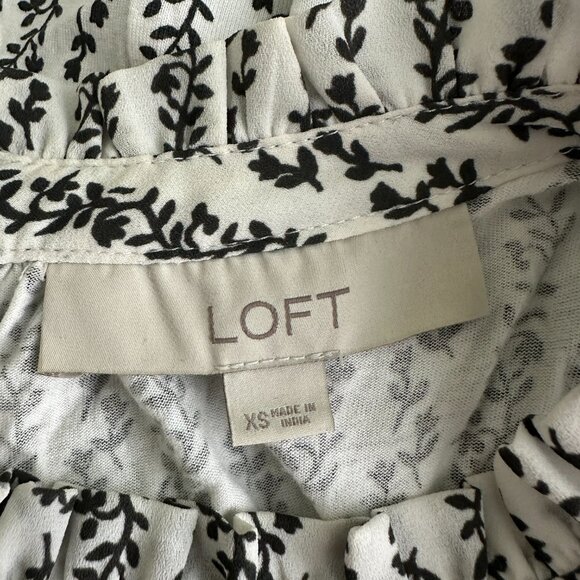 2/$30 LOFT Floral Print Sleeveless Ruffle Shell Tie Back Keyhole #A0504 TRB3 - Picture 5 of 7